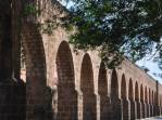Uma das grandes atrações de Morelia, no México: o centenário Aqueduto
